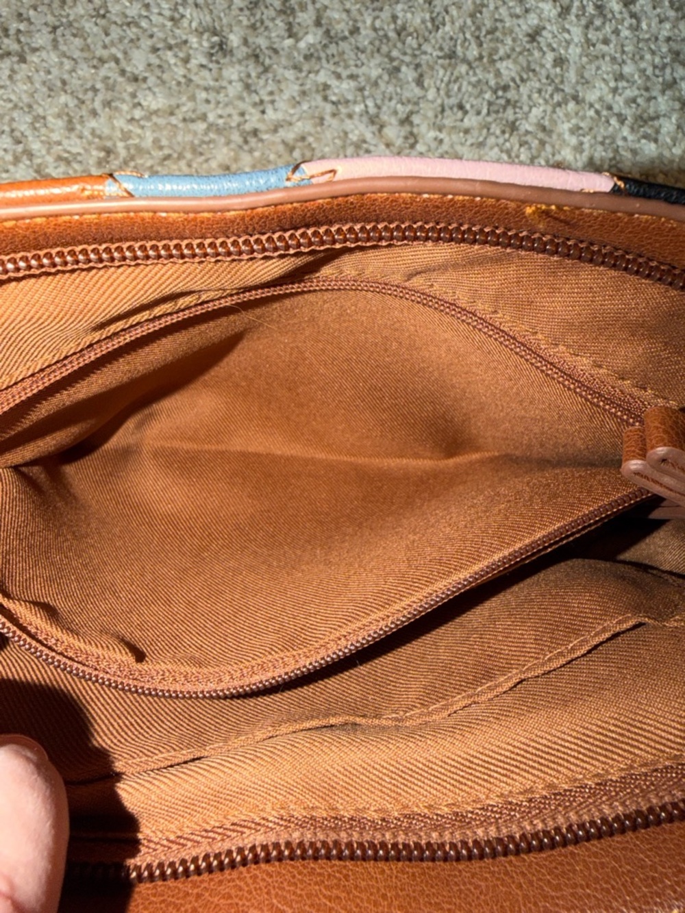 Frye & Co Patchwork Leather Shoulder Bag Boho Triangle Purse - Picture 8 of 10